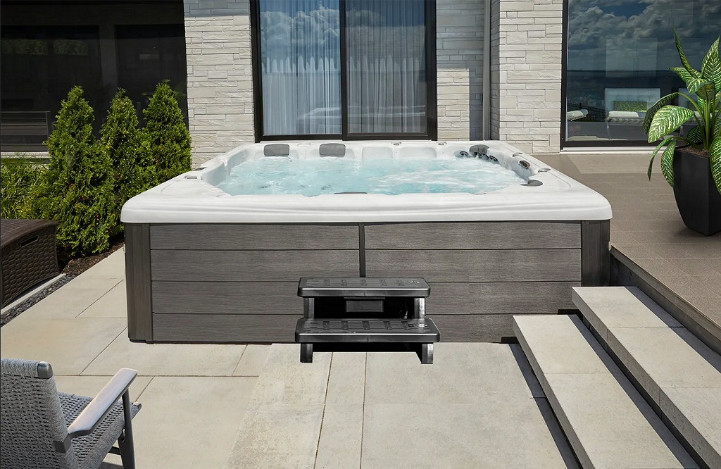 Dynasty Spas - 11' Family Island Oasis 11 Person Hot Tub